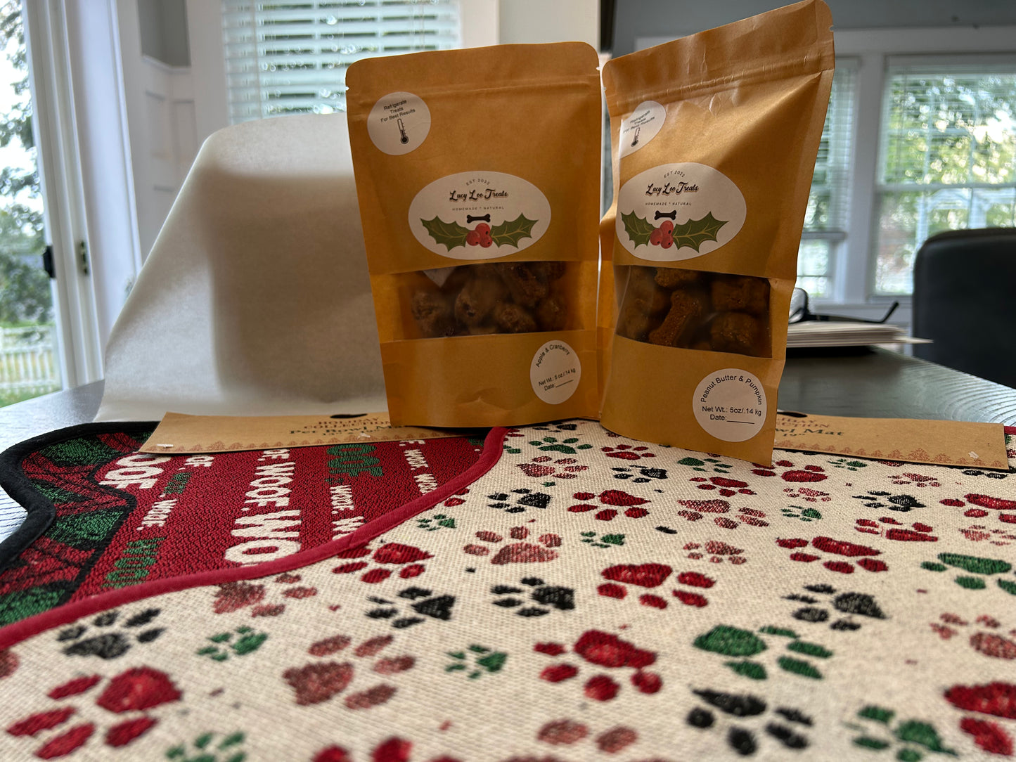 Holiday Treat & Mat Package