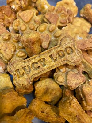 Lucy Loo Treats - Peanut Butter & Pumpkin Treats (5 oz. Bag)